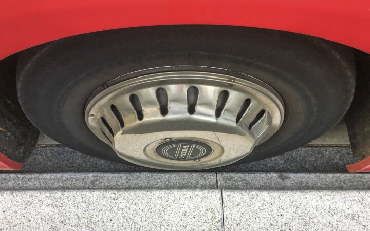 bsb behi bushaltestellen bern fahrversuch 04